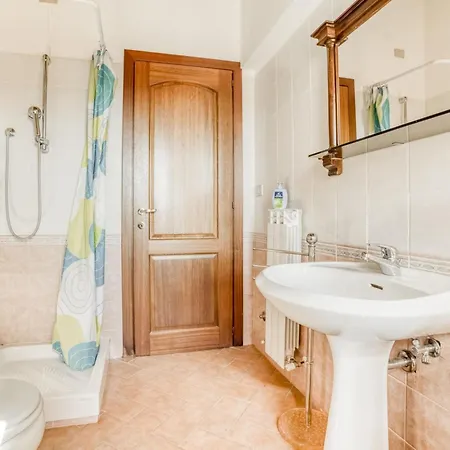 In Near Castello Bufalini بيت للعطل *